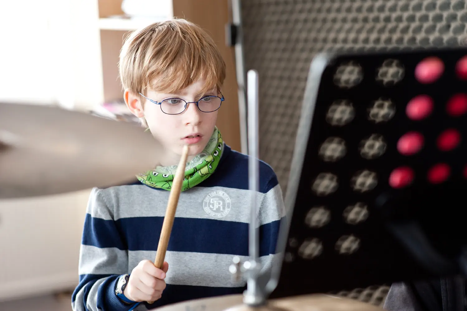 wir rocken Erfurter Kinder spielen Schlagzeug